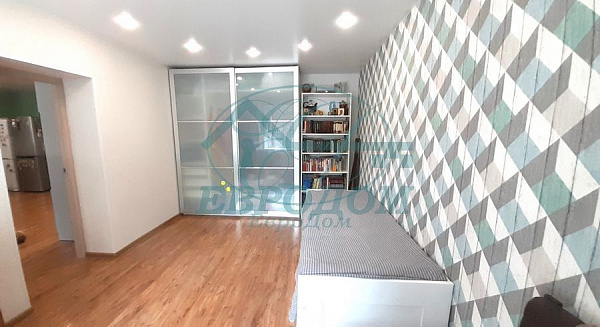 4-комн. квартира, 96 кв.м