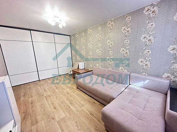 2-комн. квартира, 42.8 кв.м