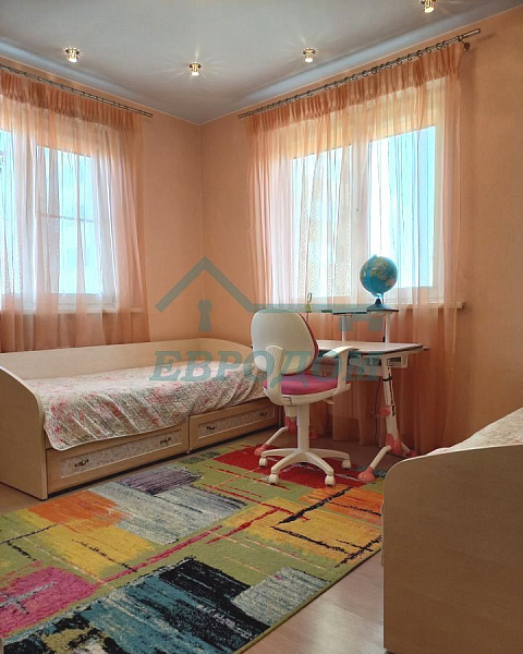 3-комн. квартира, 104 кв.м
