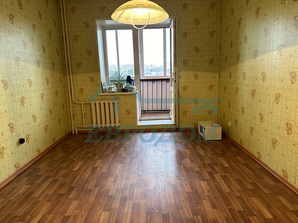 2-комн. квартира, 67.4 кв.м