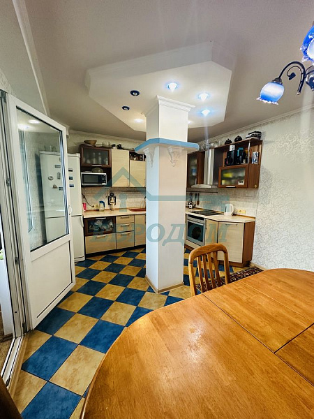 3-комн. квартира, 96.4 кв.м