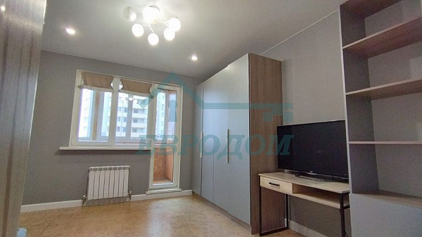 3-комн. квартира, 90 кв.м