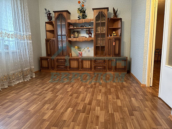 2-комн. квартира, 67.4 кв.м