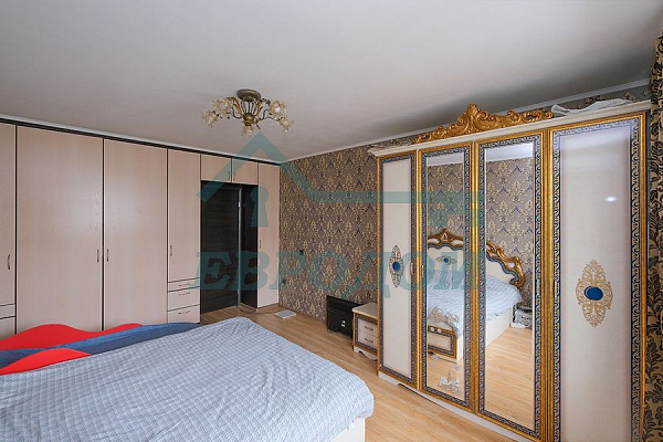 2-комн. квартира, 64.4 кв.м