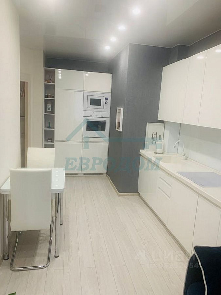 2-комн. квартира, 54 кв.м