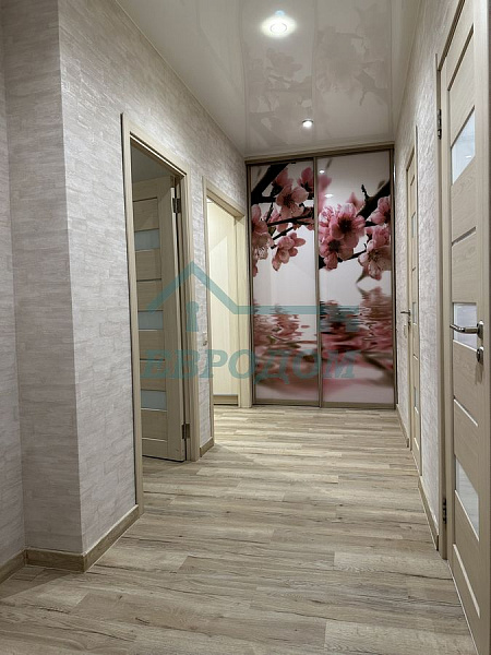 2-комн. квартира, 60 кв.м