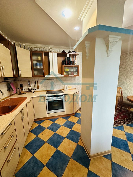 3-комн. квартира, 96.4 кв.м